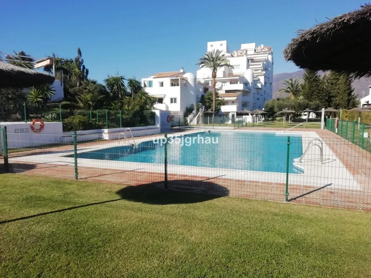 1 - продажа квартира ноги в воде estepona - costa del sol андалусия испания