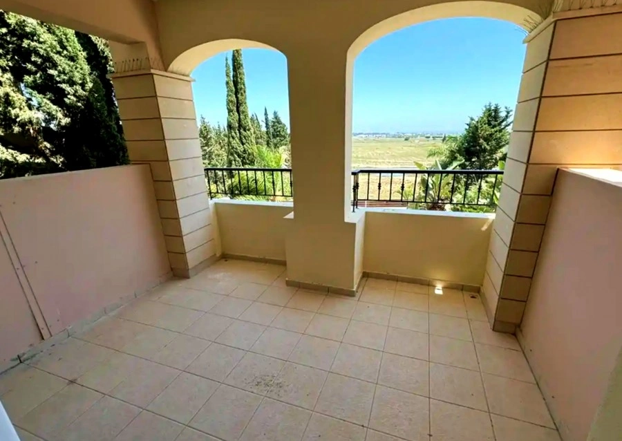 2 - vendita appartamento vista mare larnaca larnaca cipro