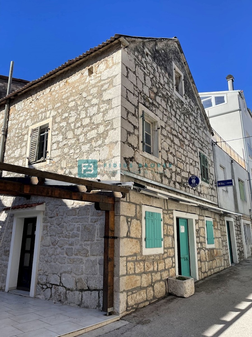 1 - beach walk house for sale in vodice šibenik-knin croatia