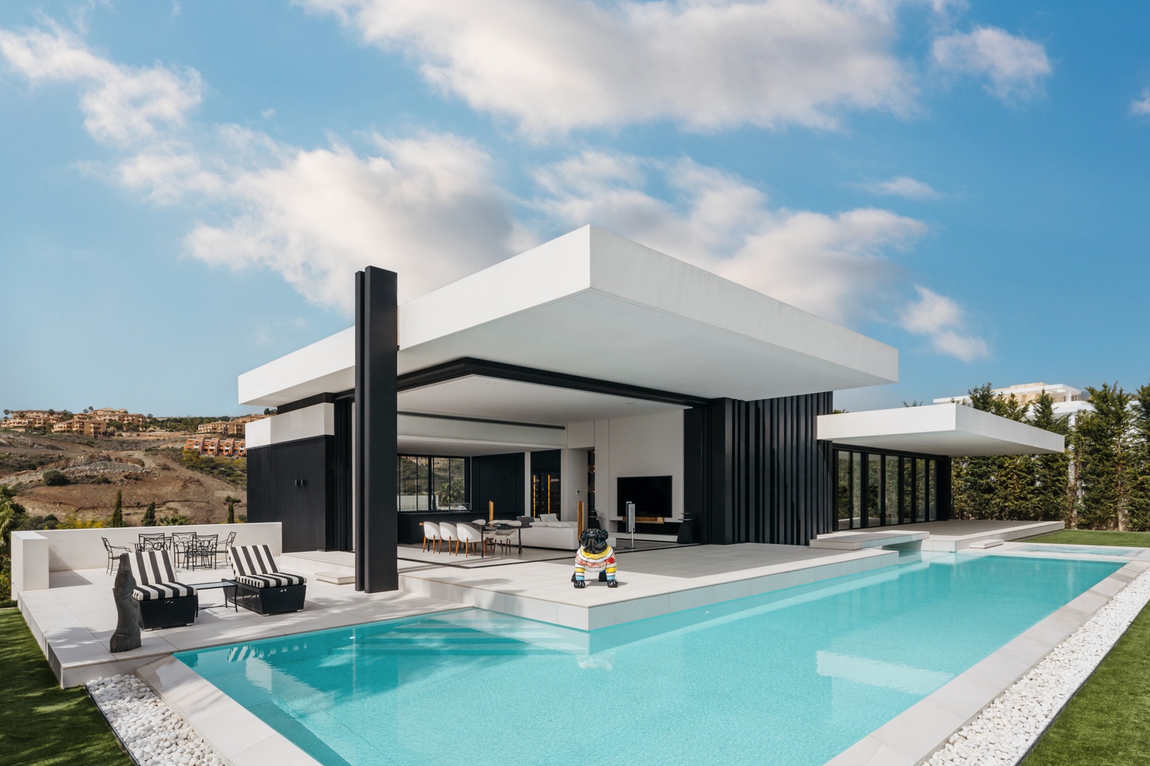 1 - sea view villa for sale in benahavis - costa del sol andalusia spain