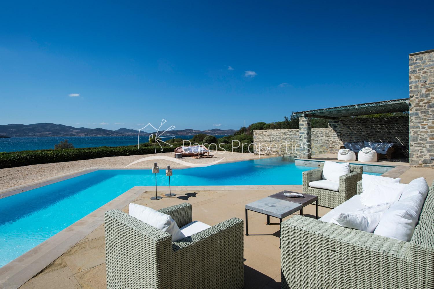 1 - vente maison pieds dans l'eau paros - cyclades egée méridionale grèce