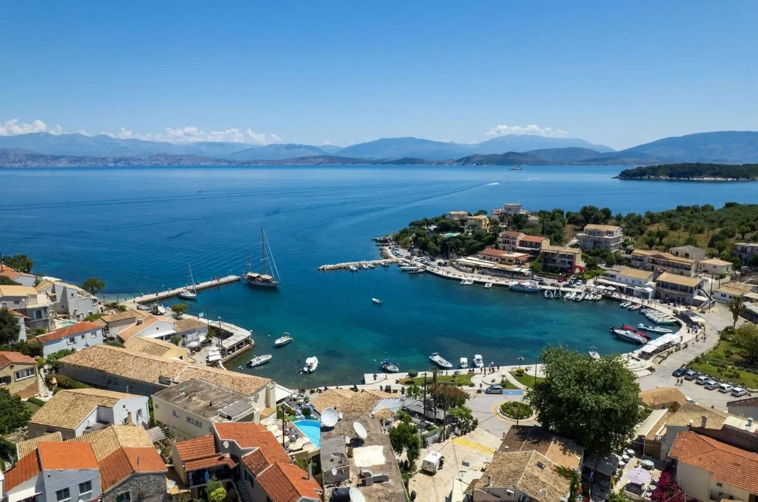 2 - venda casa kassiópi ilhas jónicas grécia