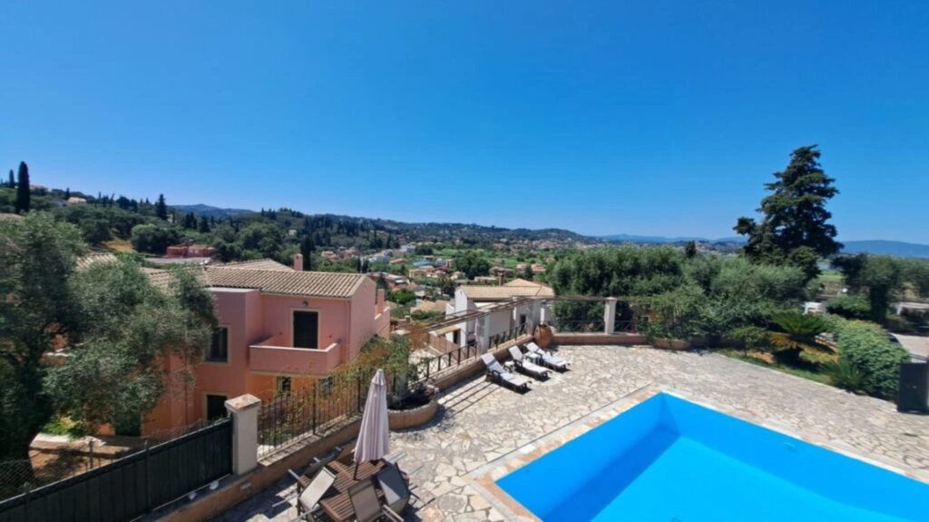 2 - vente villa vue mer perama îles ioniennes grèce