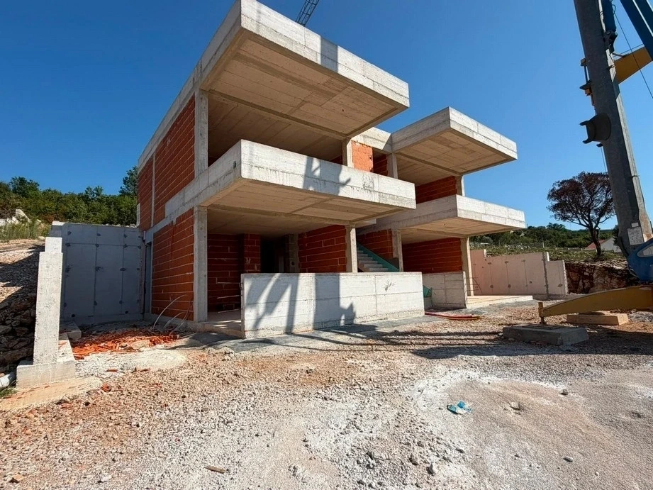 2 - verkoop appartement uitzicht op zee rovanjska zadar kroatië