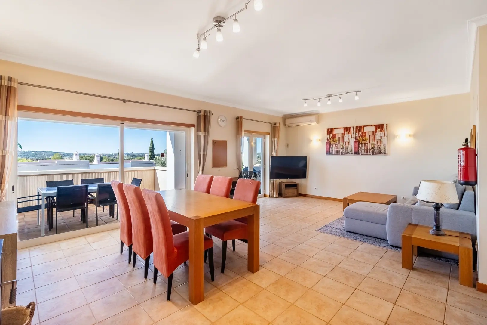2 - house for sale in portimão algarve portugal