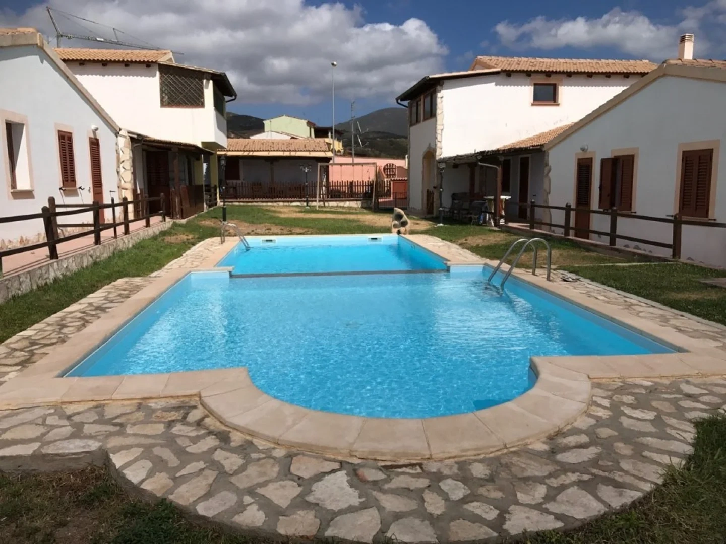 2 - vendita casa viddalba sardegna italia
