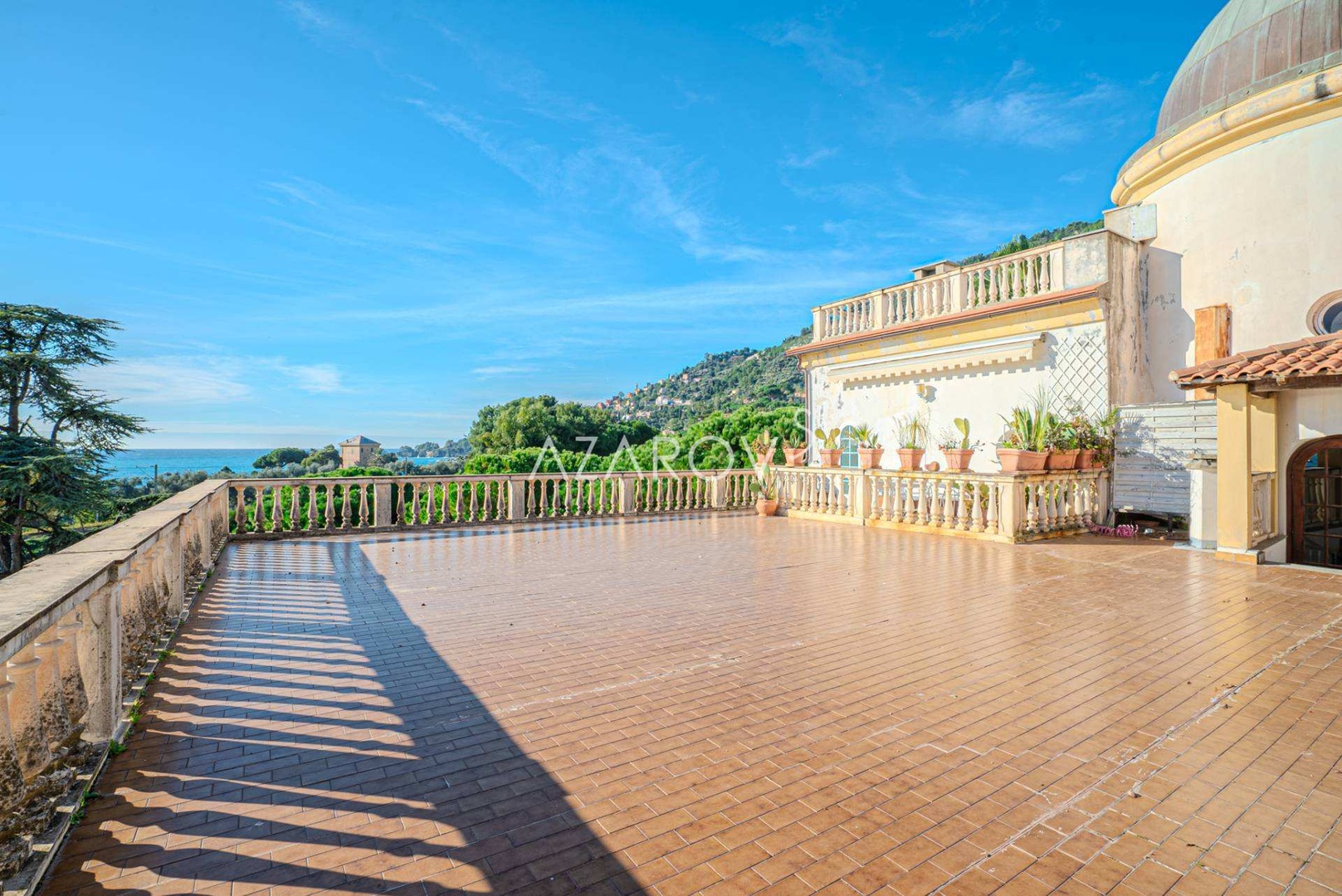 2 - venda apartamento vista de mar ventimiglia liguria itália