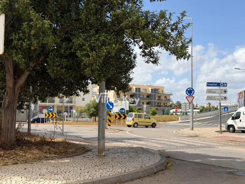 2 - plot of land for sale in portimão algarve portugal