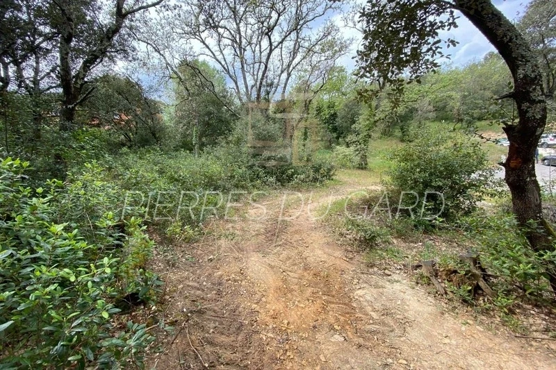 2 - venta terreno sabran gard francia
