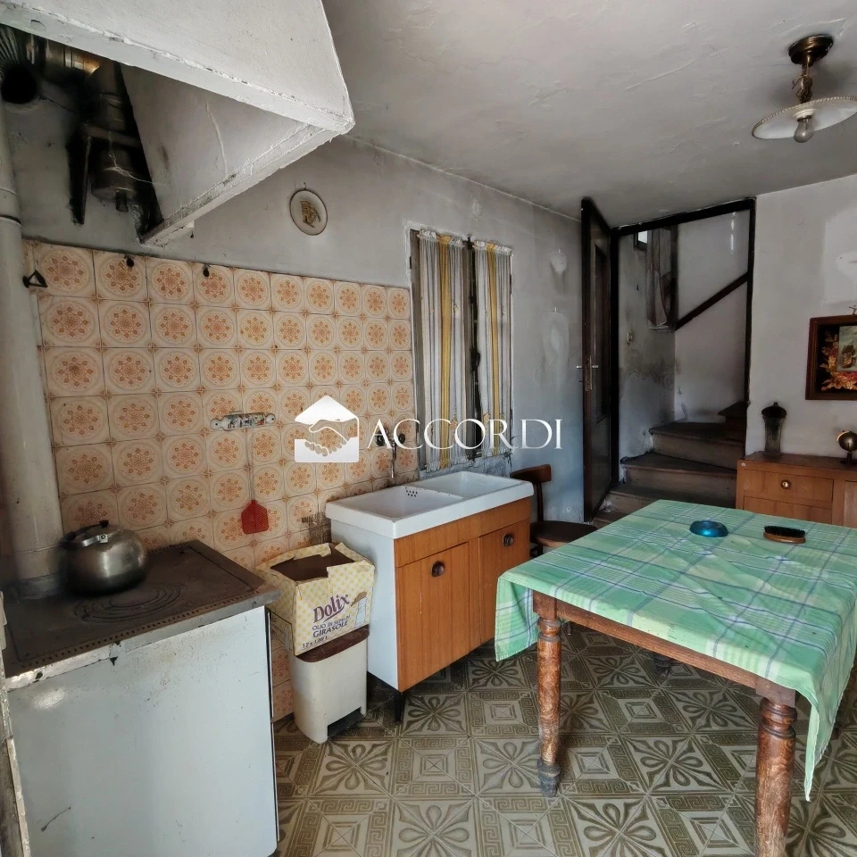 2 - house for sale in asolo veneto italy