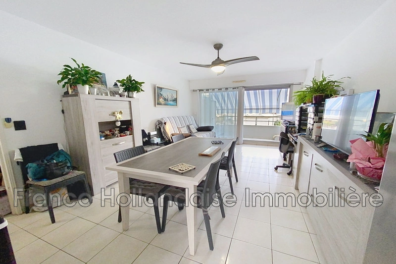 2 - beach walk apartment for sale in antibes alpes-maritimes france