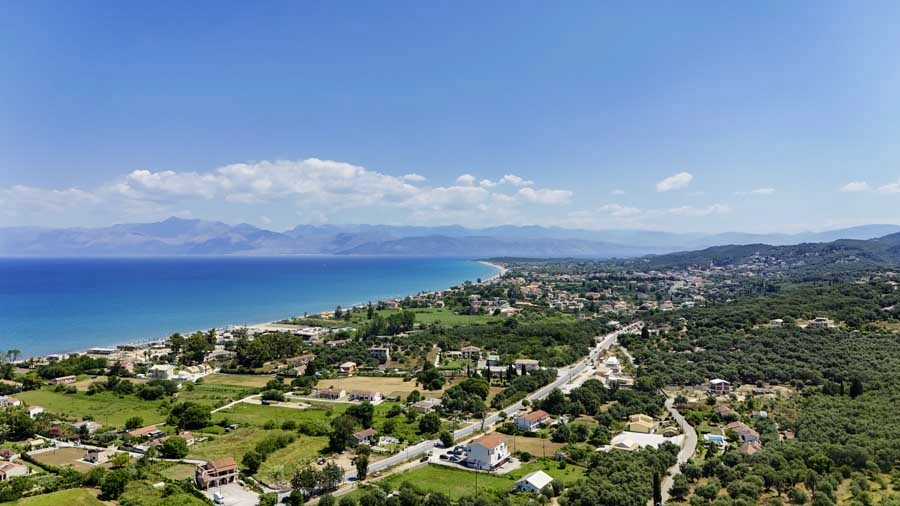 2 - vente maison vue mer acharavi îles ioniennes grèce