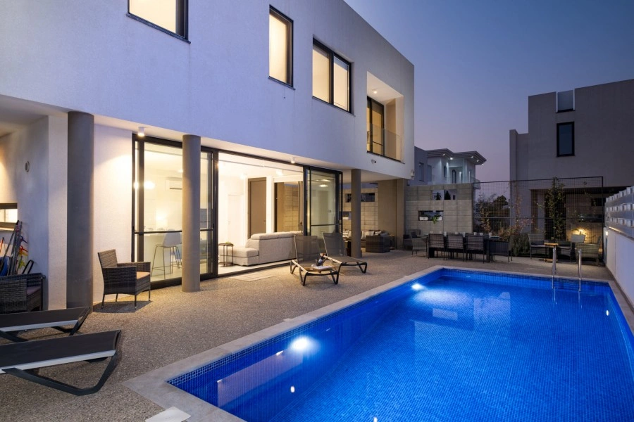 2 - vente villa famagusta famagouste chypre
