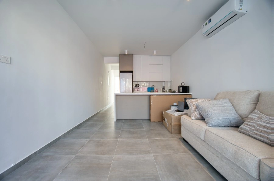 2 - venta casa a pie de playa paphos pafos chipre
