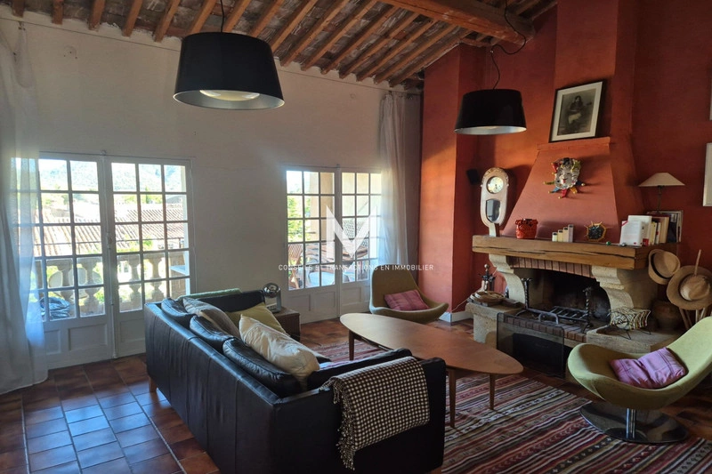 2 - vente appartement le plan-de-la-tour var france