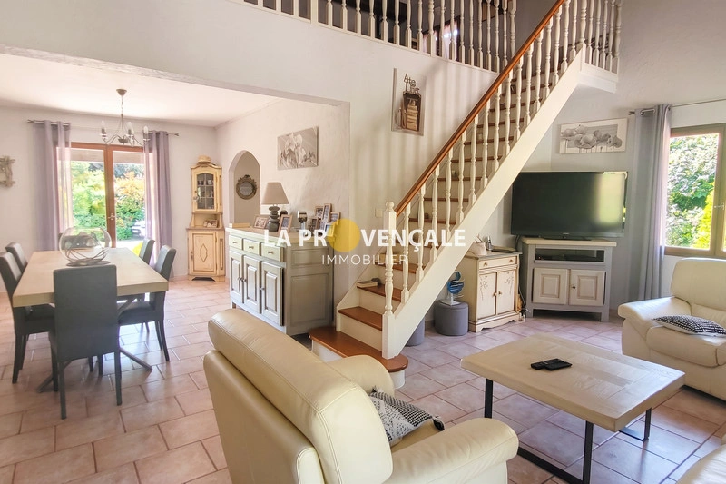 2 - vendita casa gréasque bocche del rodano francia