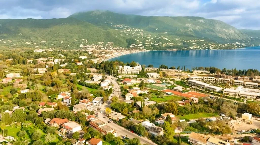 2 - vente appartement vue mer dassia îles ioniennes grèce