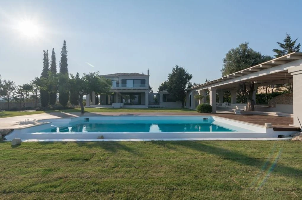 2 - venta propiedad vista al mar porto cheli peloponeso grecia