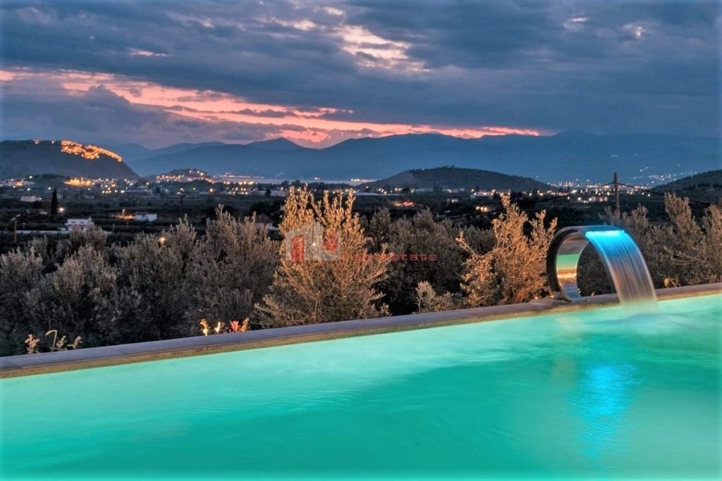 2 - vente villa paliochora péloponnèse grèce