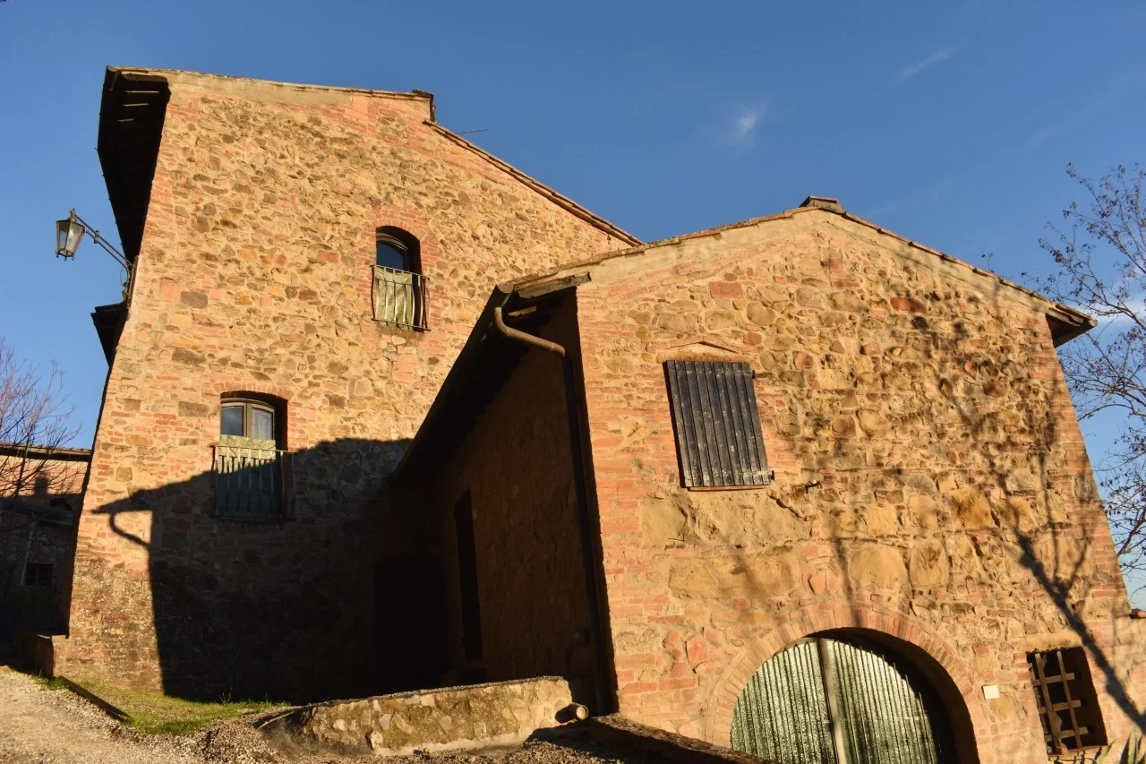 2 - venda casa gambassi terme toscana itália