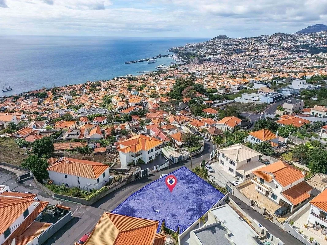 1 - verkoop terrein uitzicht op zee funchal madeira portugal
