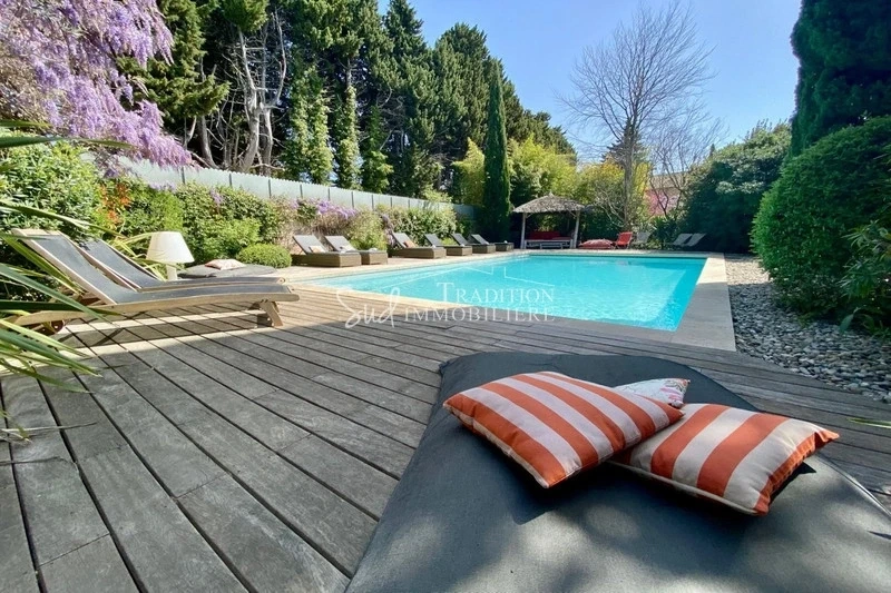 2 - vendita casa paradou bocche del rodano francia