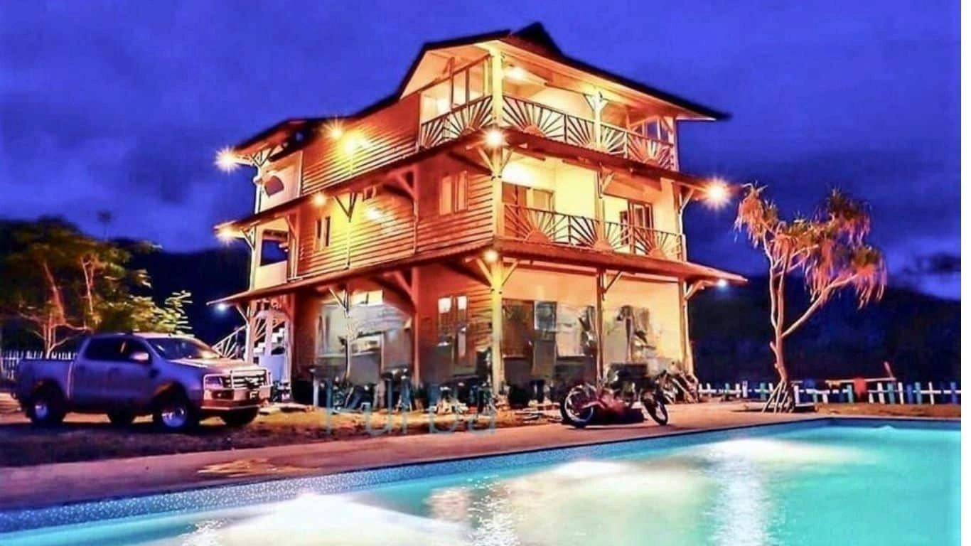 2 - vente maison pieds dans l'eau huu west nusa tenggara indonésie