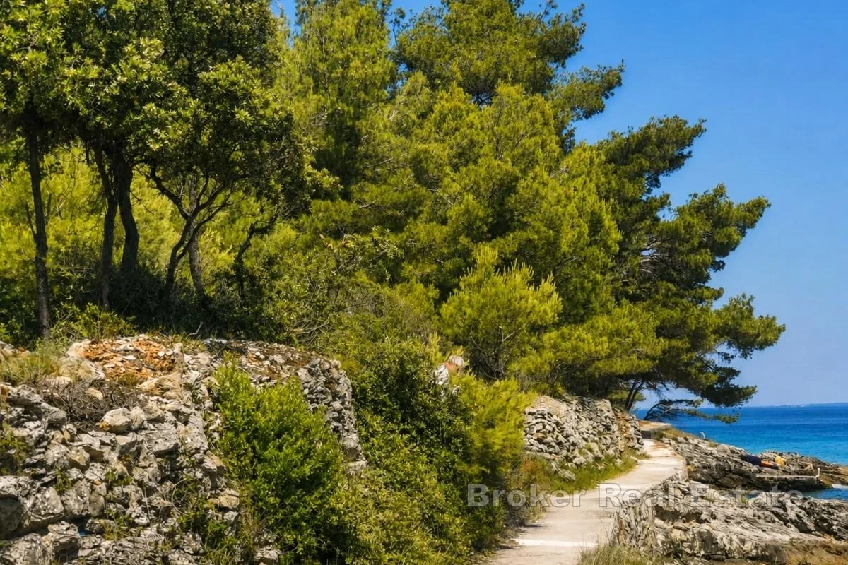 2 - venta terreno vista al mar ugljan zadar croacia