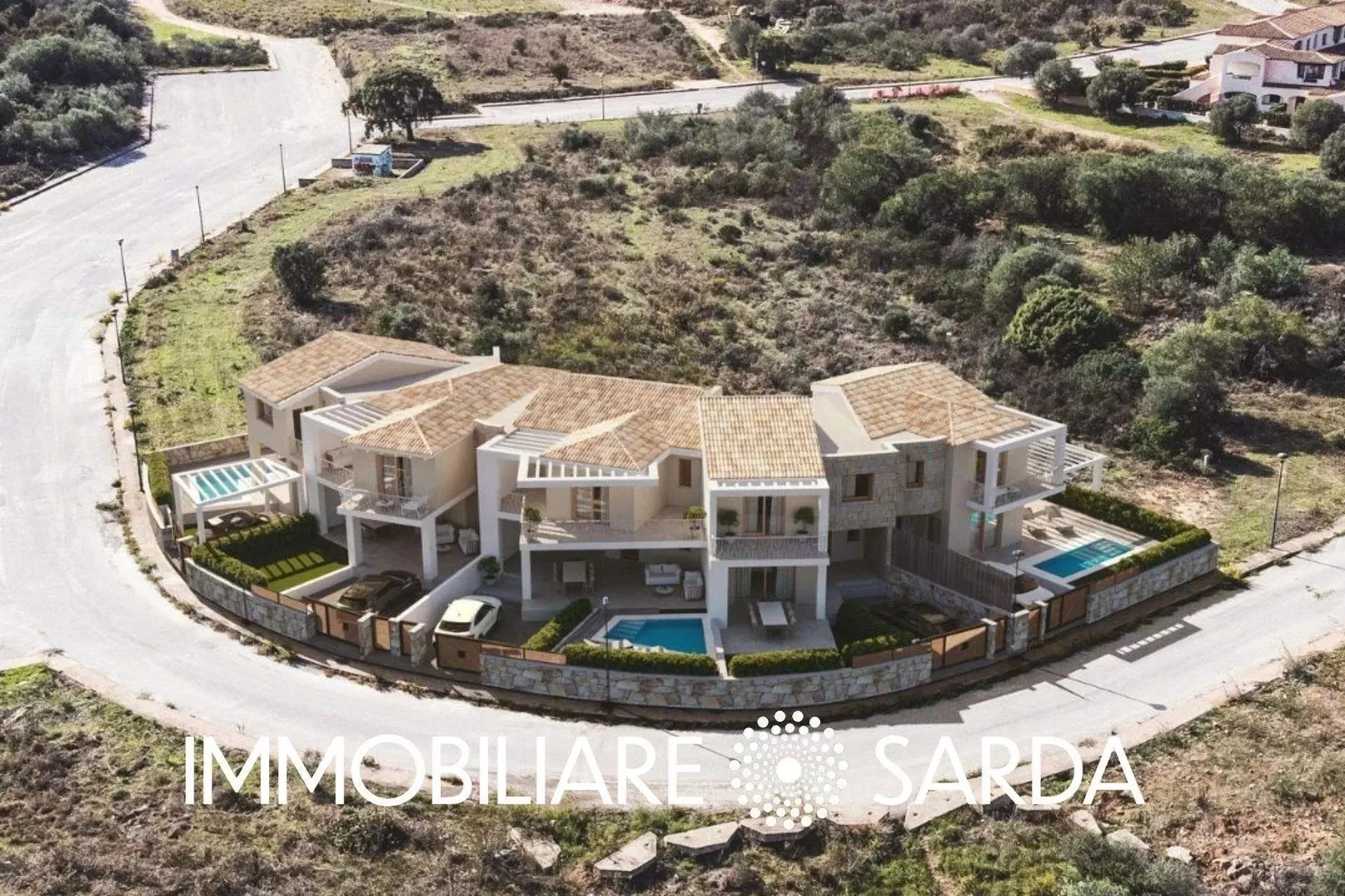 2 - vente maison vue mer loiri porto san paolo sardaigne italie