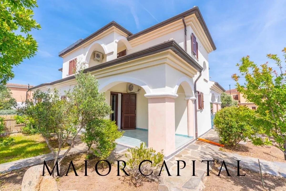 2 - venta propiedad vista al mar san teodoro cerdeña italia