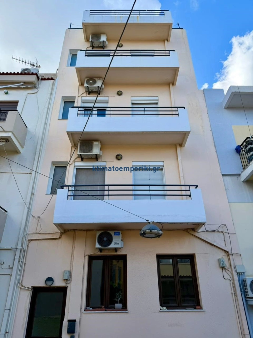 1 - venda apartamento a praia ao pé chania creta grécia