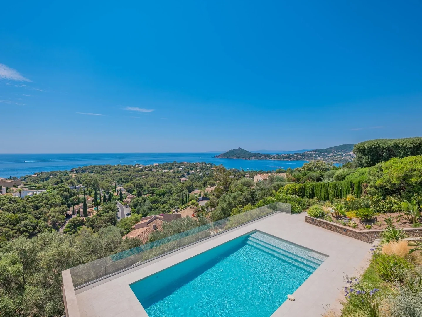 2 - vente villa vue mer saint-raphaël var france
