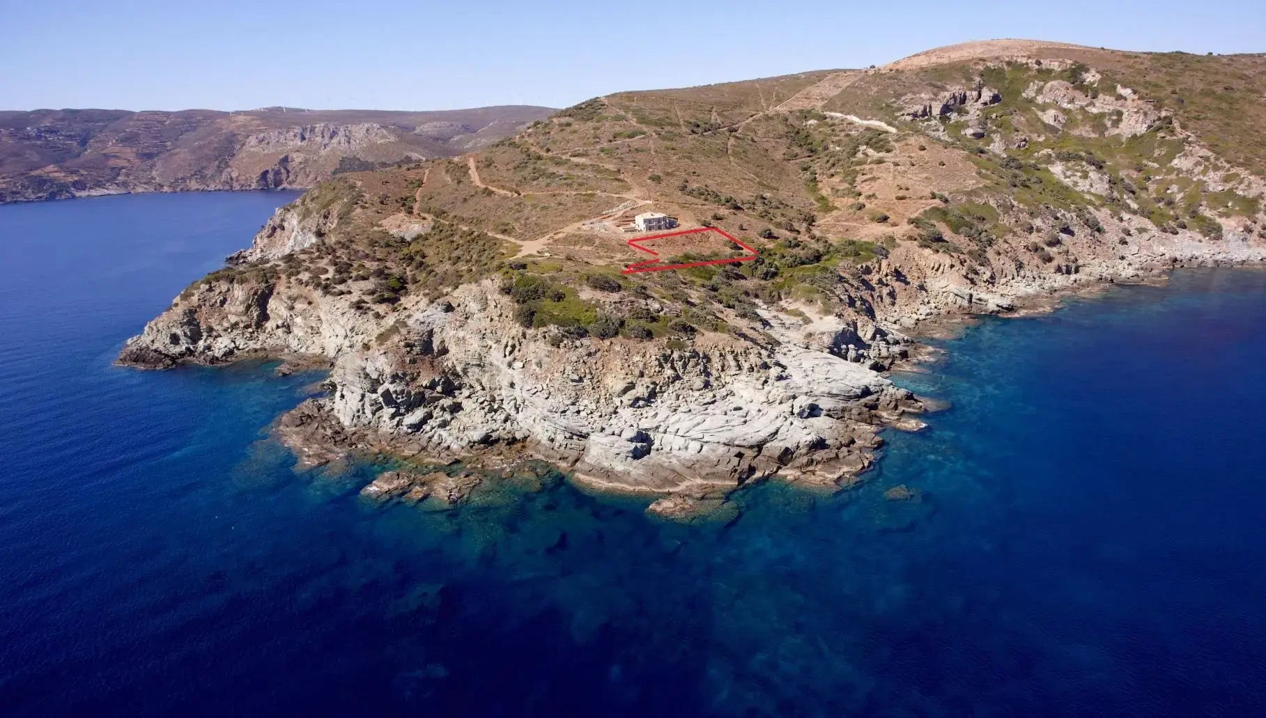 1 - vente terrain pieds dans l'eau tsakaíoi grèce centrale grèce