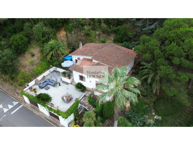 2 - house for sale in canyelles catalonia spain