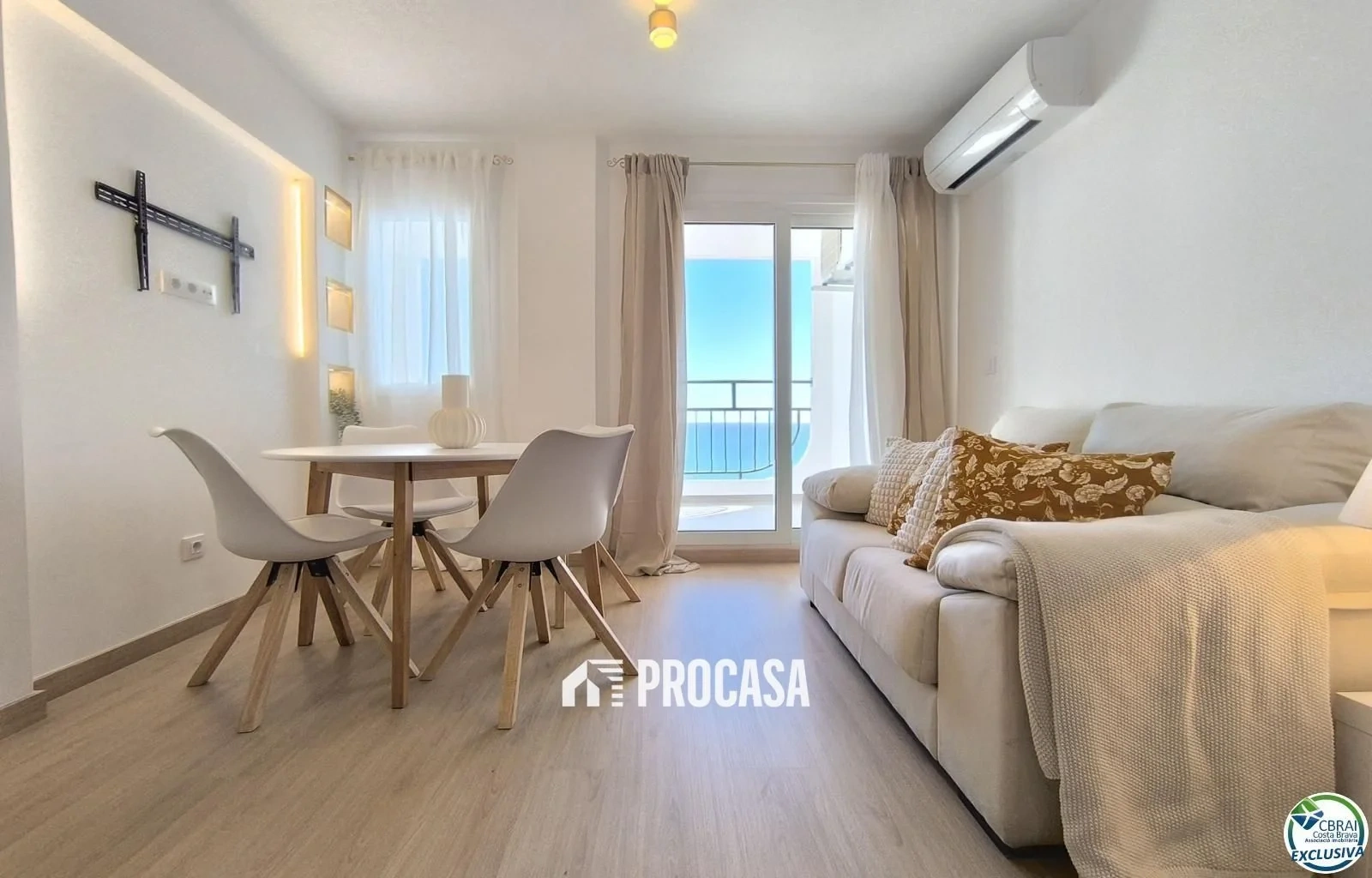2 - vente appartement pieds dans l'eau empuriabrava catalogne espagne