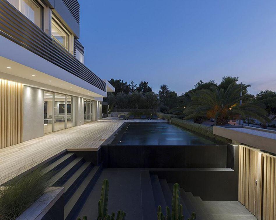 1 - house for sale in vouliagmeni attica greece