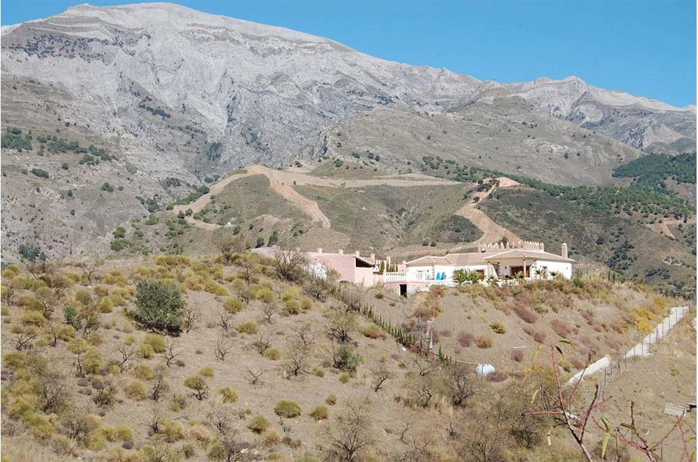 2 - verkauf haus sedella andalusien spanien