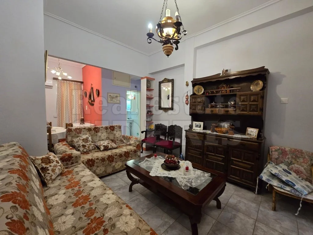 1 - waterfront apartment for sale in loutráki peloponnese greece