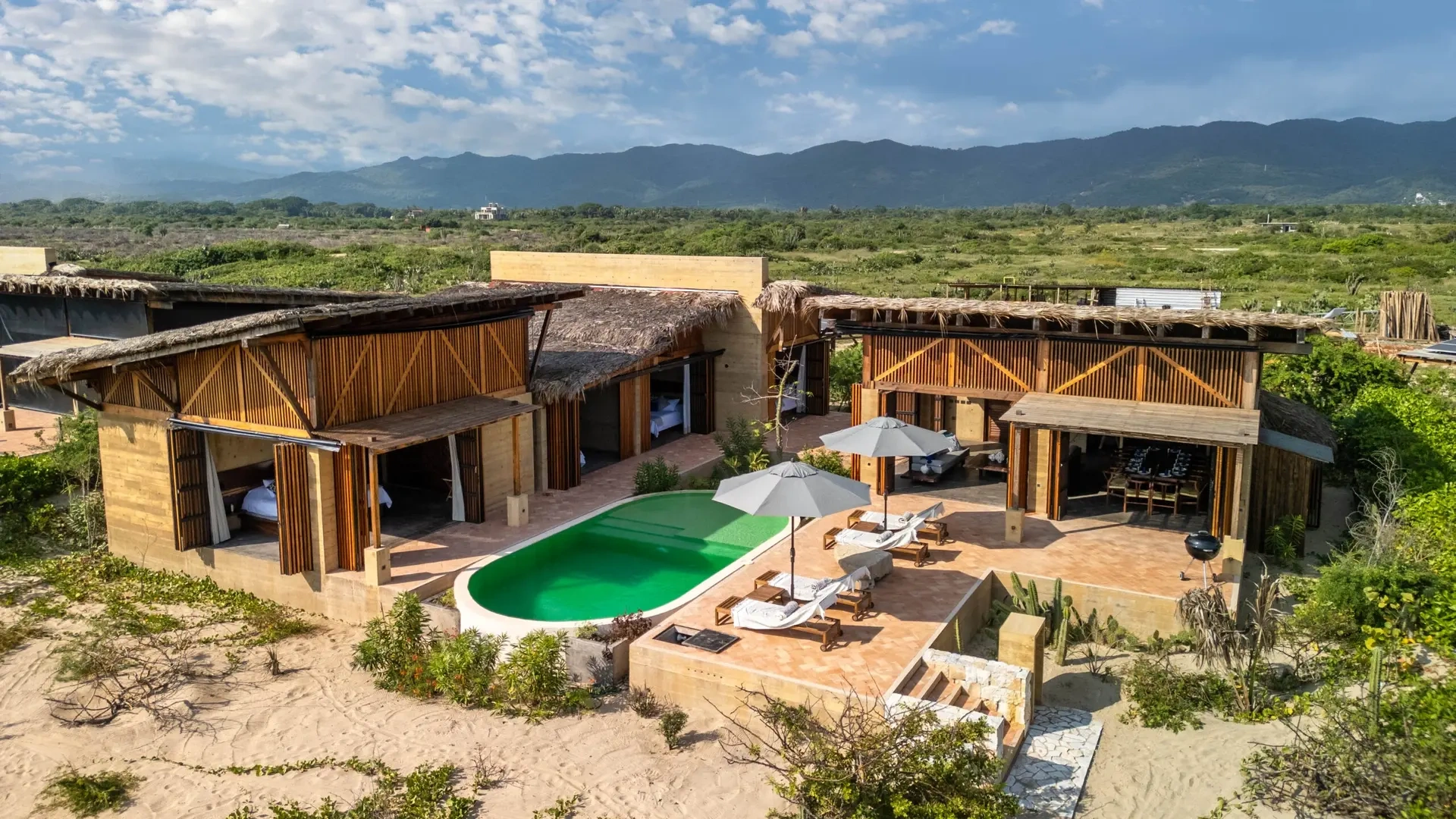 2 - vente maison pieds dans l'eau puerto escondido oaxaca mexique