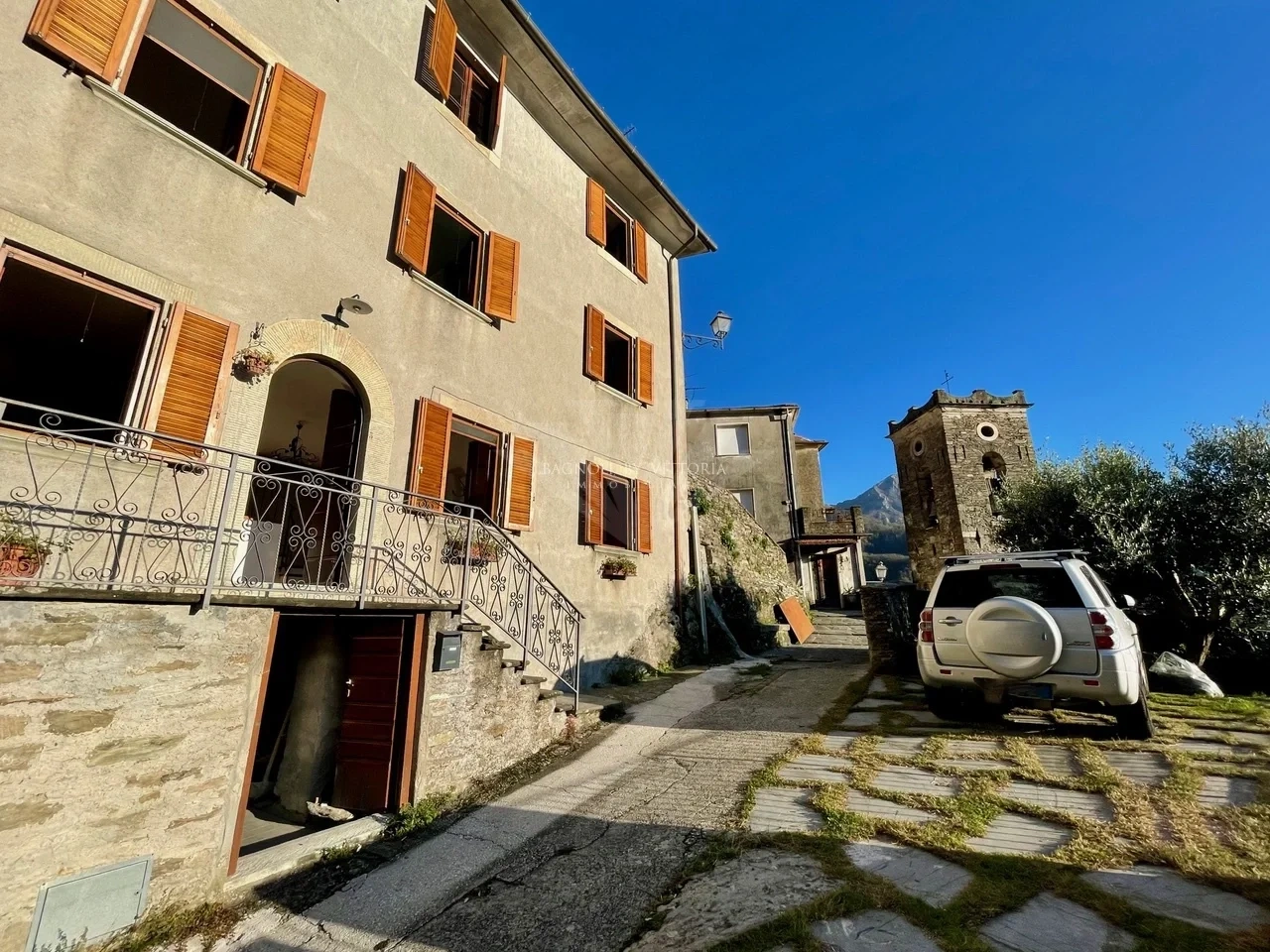 1 - venta casa stazzema toscana italia