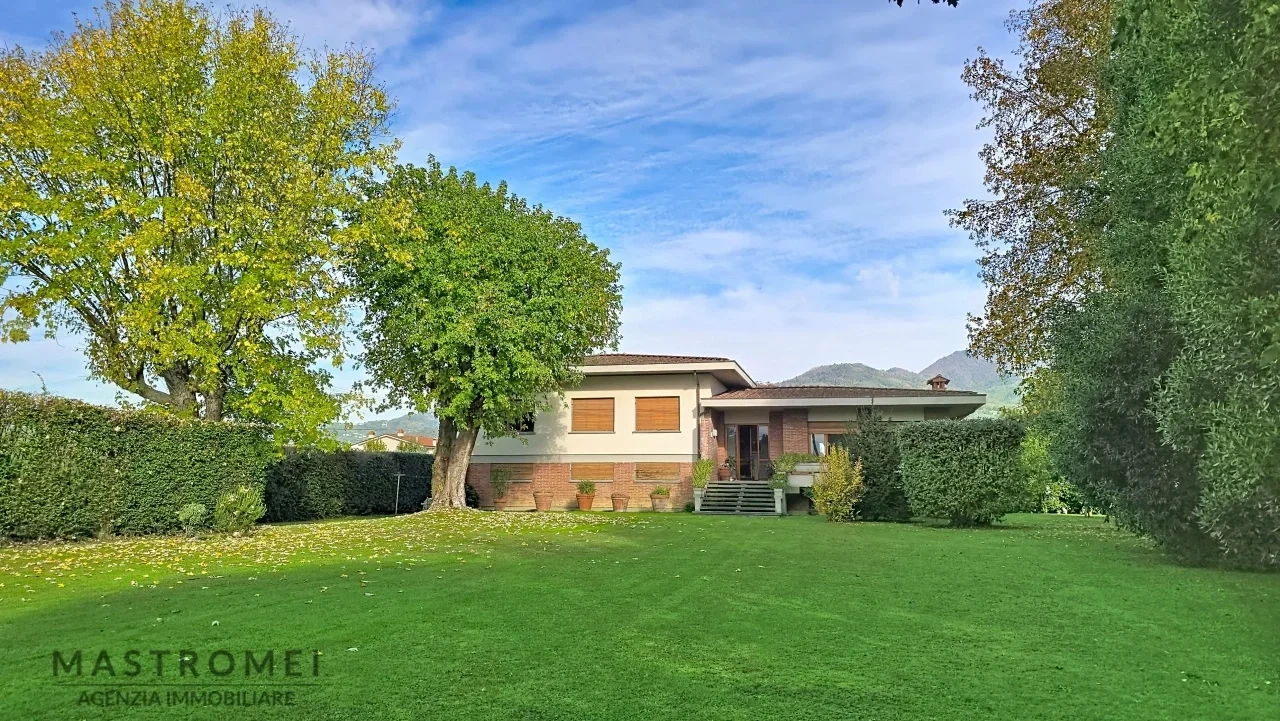 1 - venta casa capannori toscana italia