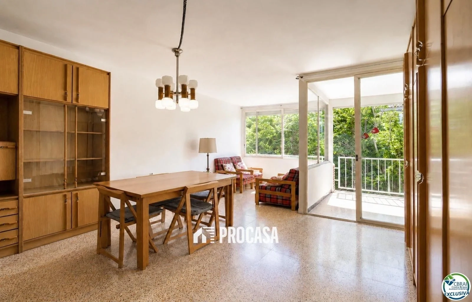 1 - vente appartement plage à pied roses catalogne espagne