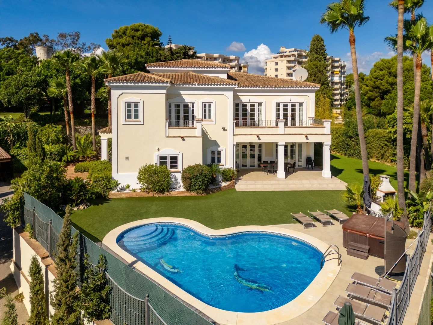 1 - продажа villa вид моря estepona - costa del sol андалусия испания