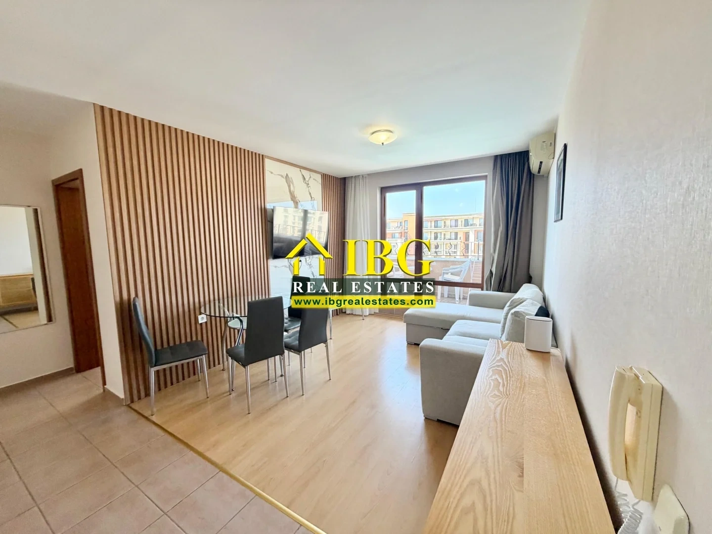1 - vente appartement pieds dans l'eau sveti vlas burgas bulgarie