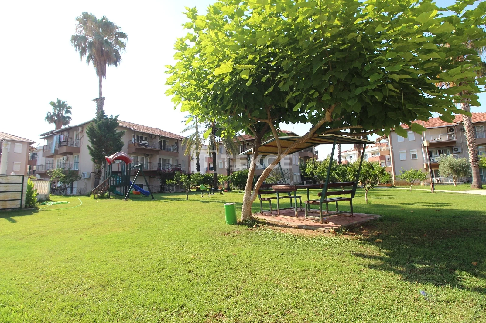 2 - verkoop appartement strand to voet serik antalya turkije