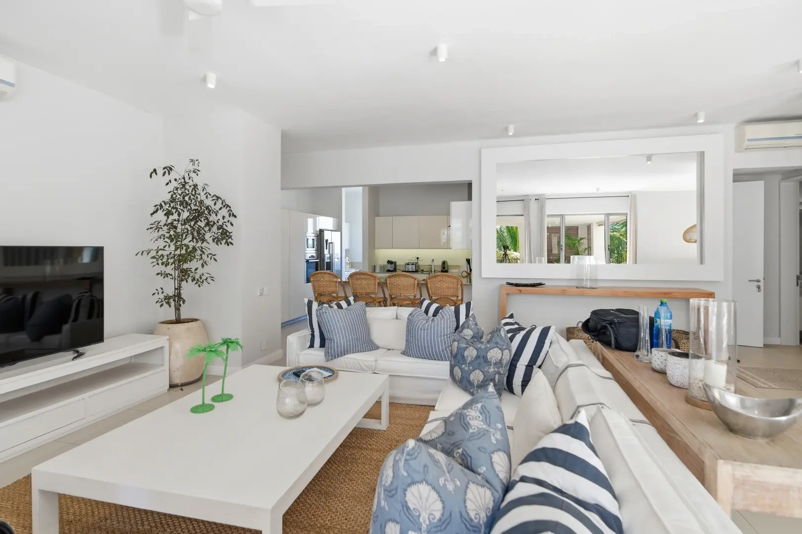 2 - vente appartement plage à pied pereybere rivière du rempart île maurice