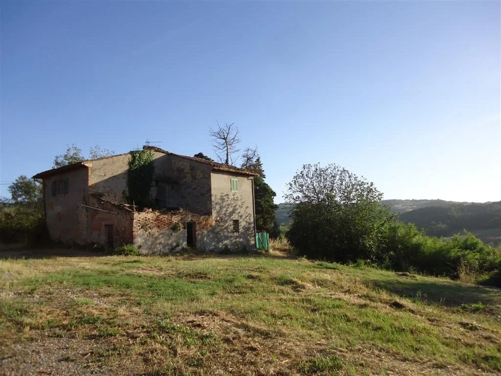 2 - vendita proprietà gambassi terme toscana italia