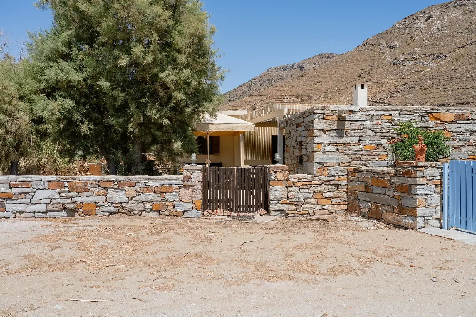 2 - waterfront house for sale in kea - cyclades south aegean greece