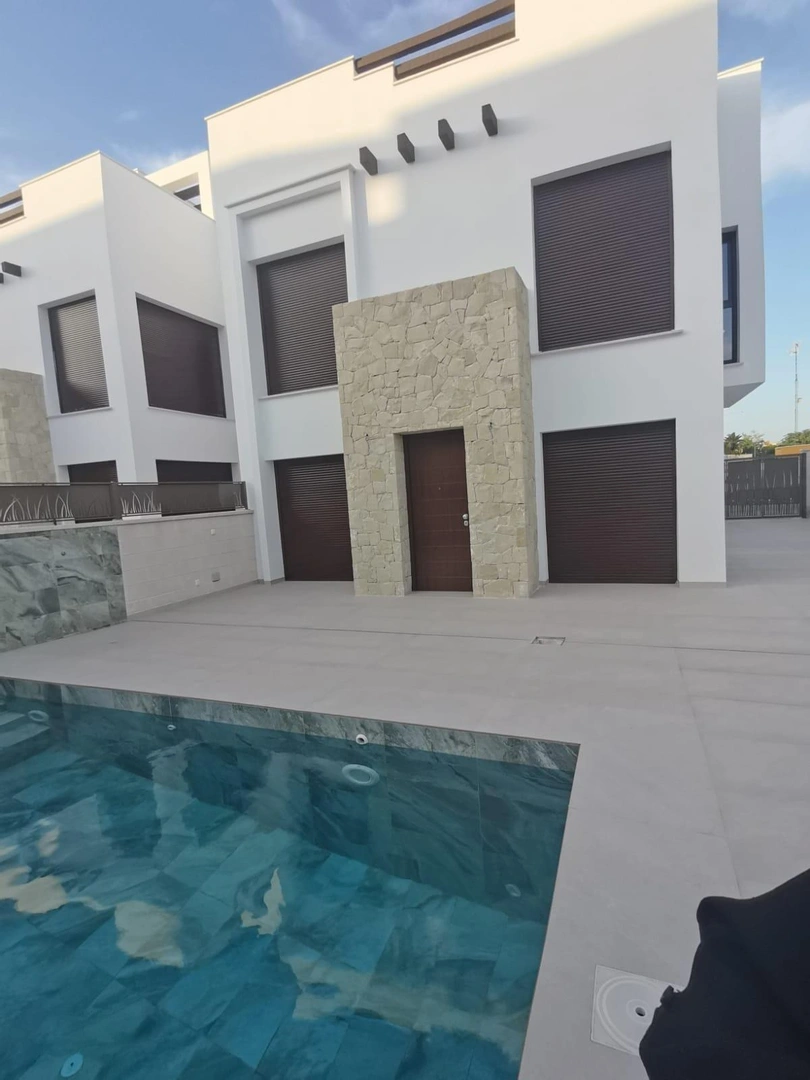 2 - villa for sale in los montesinos valencian community spain