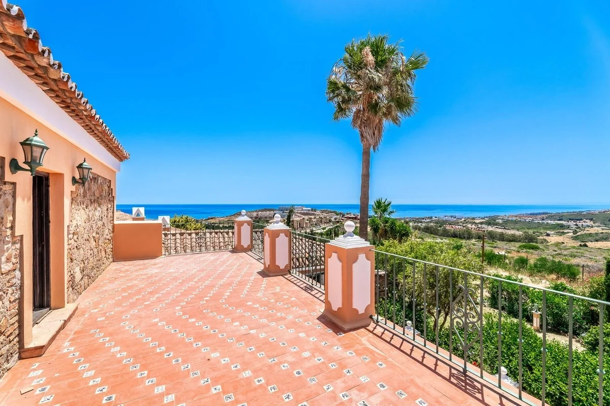 1 - verkoop huis uitzicht op zee manilva andalusië spanje